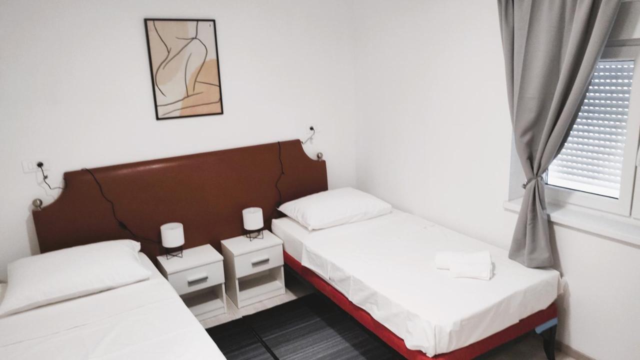 Hotel Potpićan Esterno foto